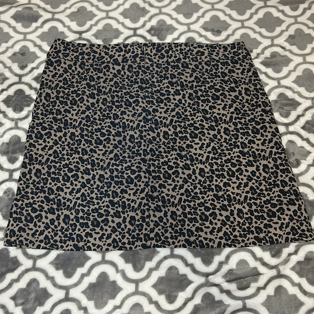 Loft leopard print skirt, size 14, worn once